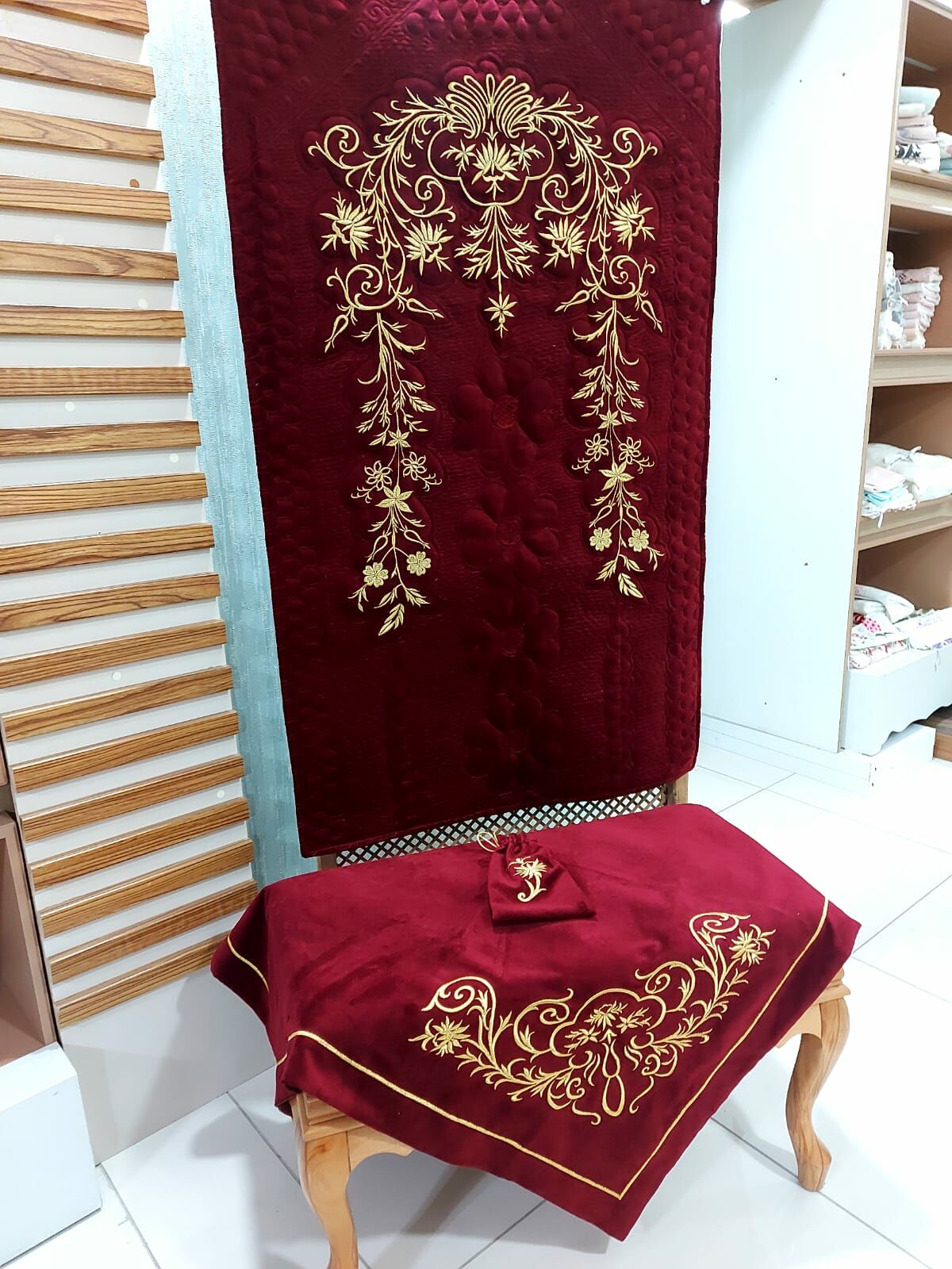 MARAŞ İŞ İ ATİYE MODEL SECCADE TAKIMI 3 PARÇA(ÜRÜNLERİMİZ GÖRSEL AMAÇLIDIR SİPARİŞ ALINIR)