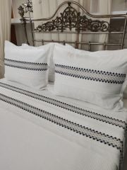 BARGELLO İŞİ NEVRESİM PİKE TAKIMI (ÜRÜNLERİMİZ GÖRSEL AMAÇLIDIR SİPARİŞ ALINIR )