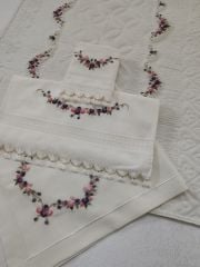 BREZİLYA İŞİ SECCADE TAKIMI(ÜRÜNLERİMİZ GÖRSEL AMAÇLIDIR SİPARİŞ ALINIR)