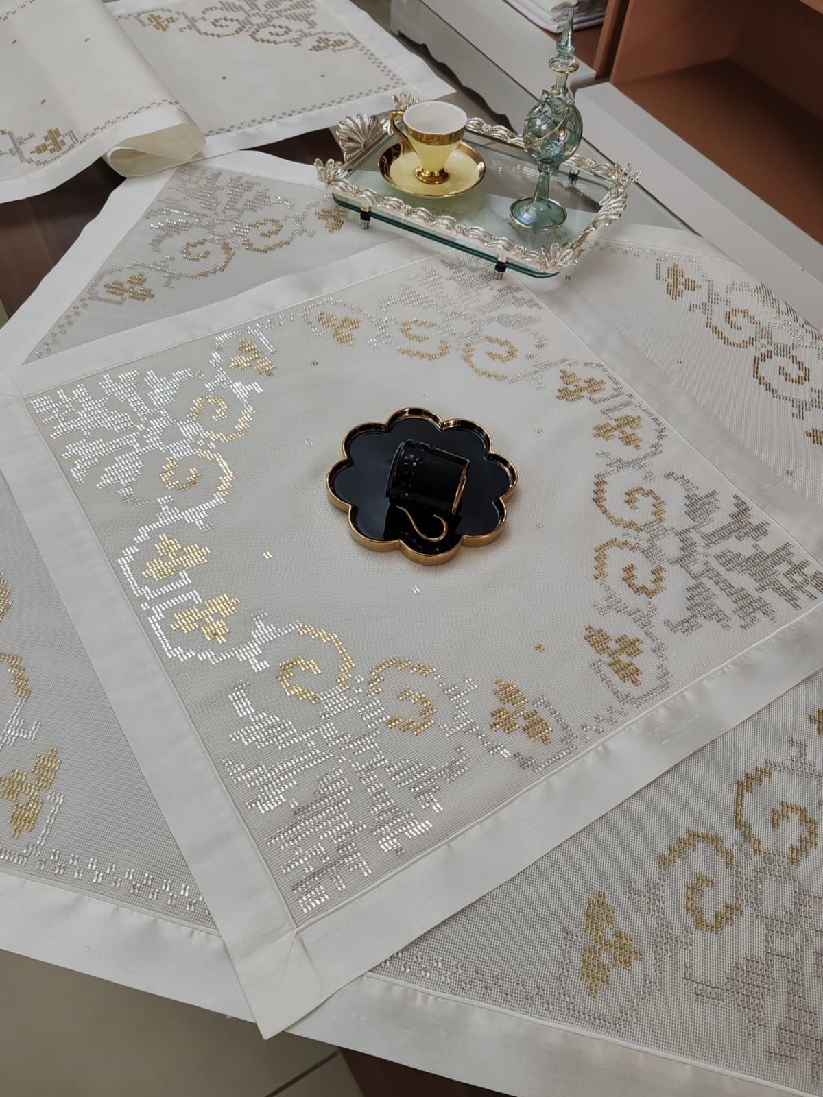 TELKIRMA SALON TAKIMI(ÜRÜNLERİMİZ GÖRSEL AMAÇLIDIR SİPARİŞ ALINIR)