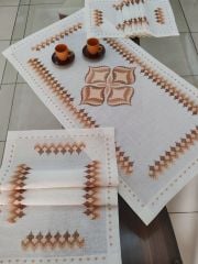 BARGELLO NAKIŞLI SALON TAKIMI(ÜRÜNLERİMİZ GÖRSEL AMAÇLIDIR SİPARİŞ ALINIR)