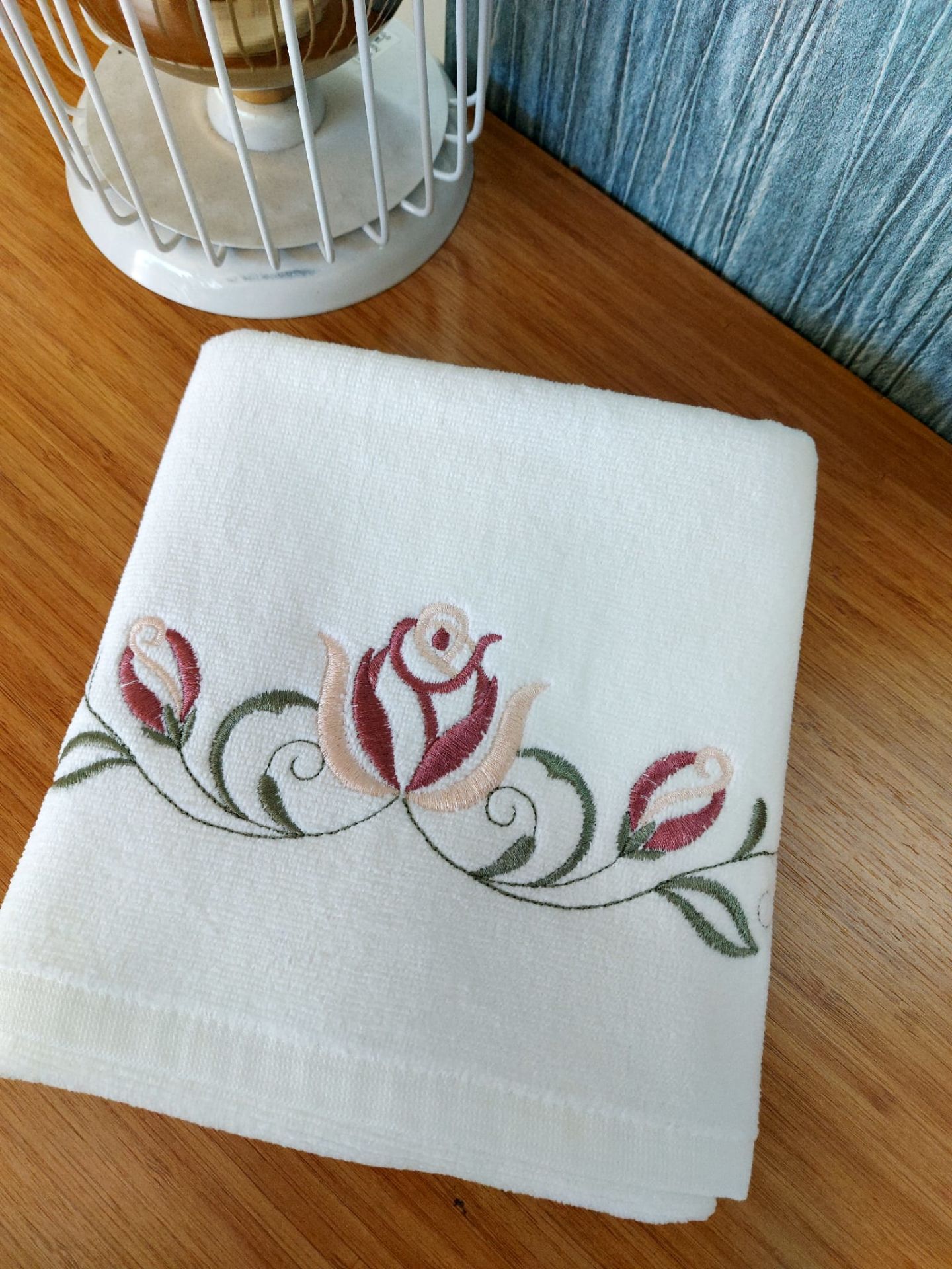 Makina Nakışı Pamuk Havlu (ÜRÜNLERİMİZ GÖRSEL AMAÇLIDIR SİPARİŞ ALINIR)