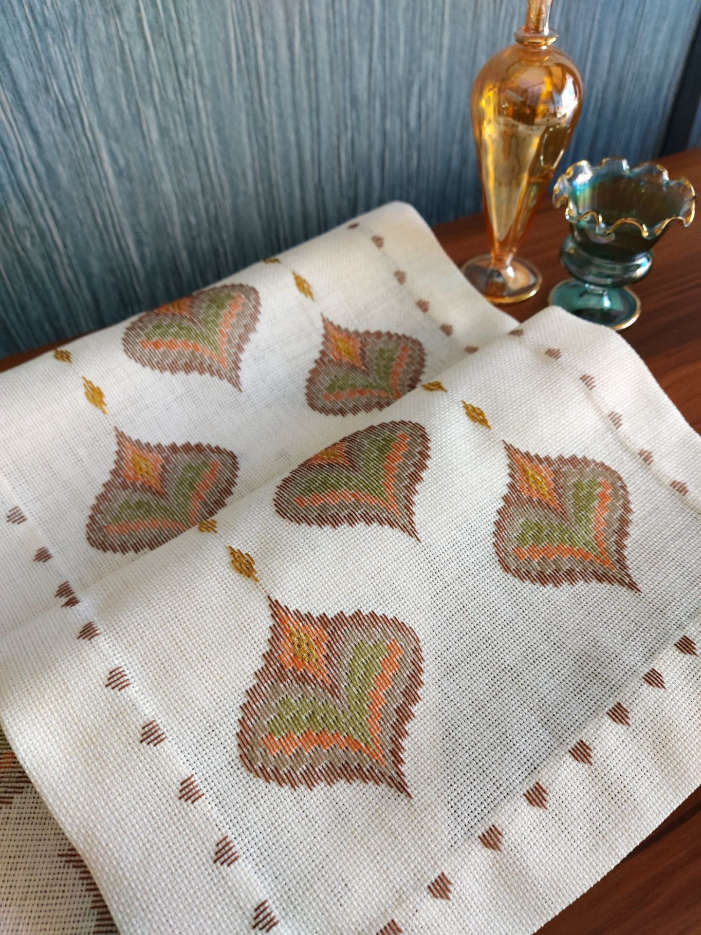 BARGELLO YATAK ODASI TAKIMI (ÜRÜNLERİMİZ GÖRSEL AMAÇLIDIR SİPARİŞ ALINIR)