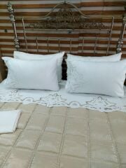 BEYAZ İŞ YORGAN TAKIMI (ÜRÜNLERİMİZ GÖRSEL AMAÇLIDIR SİPARİŞ ALINIR)