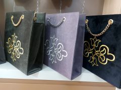 KADİFE EL ÇANTASI(ÜRÜNLERİMİZ GÖRSEL AMAÇLIDIR SİPARİŞ ALINIR)