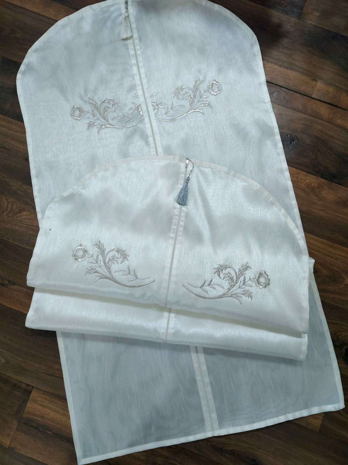 ELBİSE KILIFI (ÜRÜNLERİMİZ GÖRSEL AMAÇLIDIR SİPARİŞ ALINIR