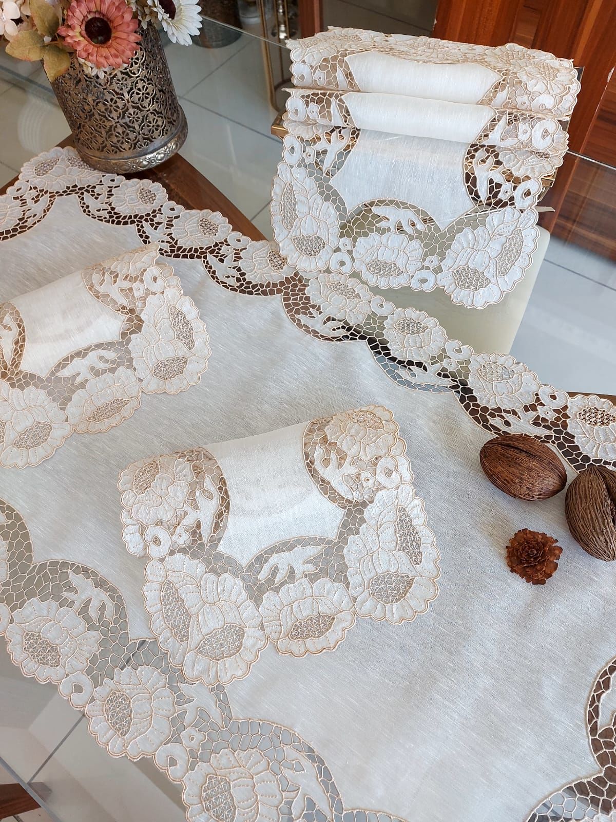 BEYAZ  İŞİ  SALON TAKIMI  (ÜRÜNLERİMİZ GÖRSEL AMAÇLIDIR SİPARİŞ ALINIR)