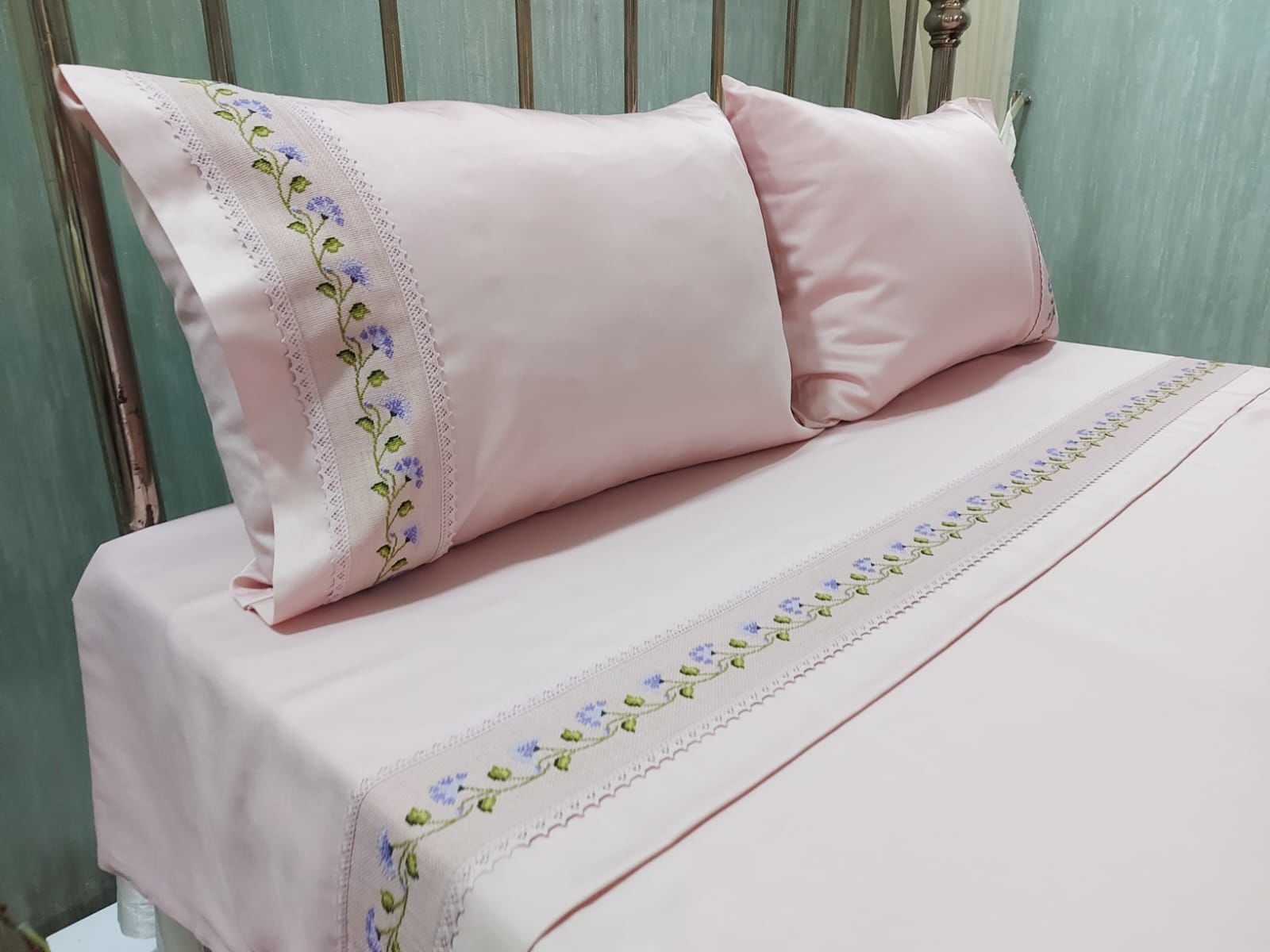 KANEVİÇE NEVRESİM TAKIMI (ÜRÜNLERİMİZ GÖRSEL AMAÇLIDIR SİPARİŞ ALINIR)