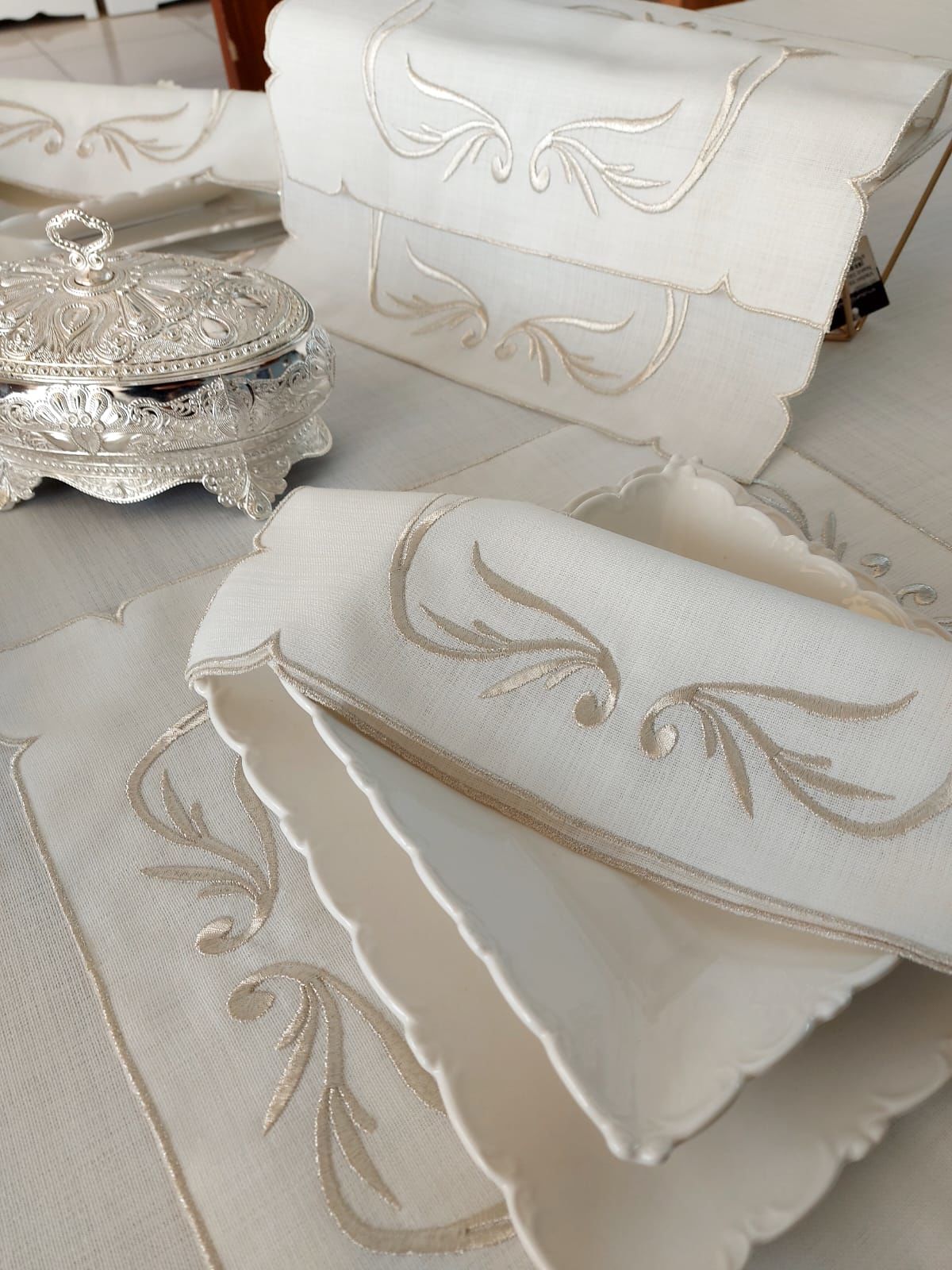 SERVİS TAKIMI 9 PARÇA (ÜRÜNLERİMİZ GÖSEL AMAÇLIDIR SİPARİŞ ALINIR)