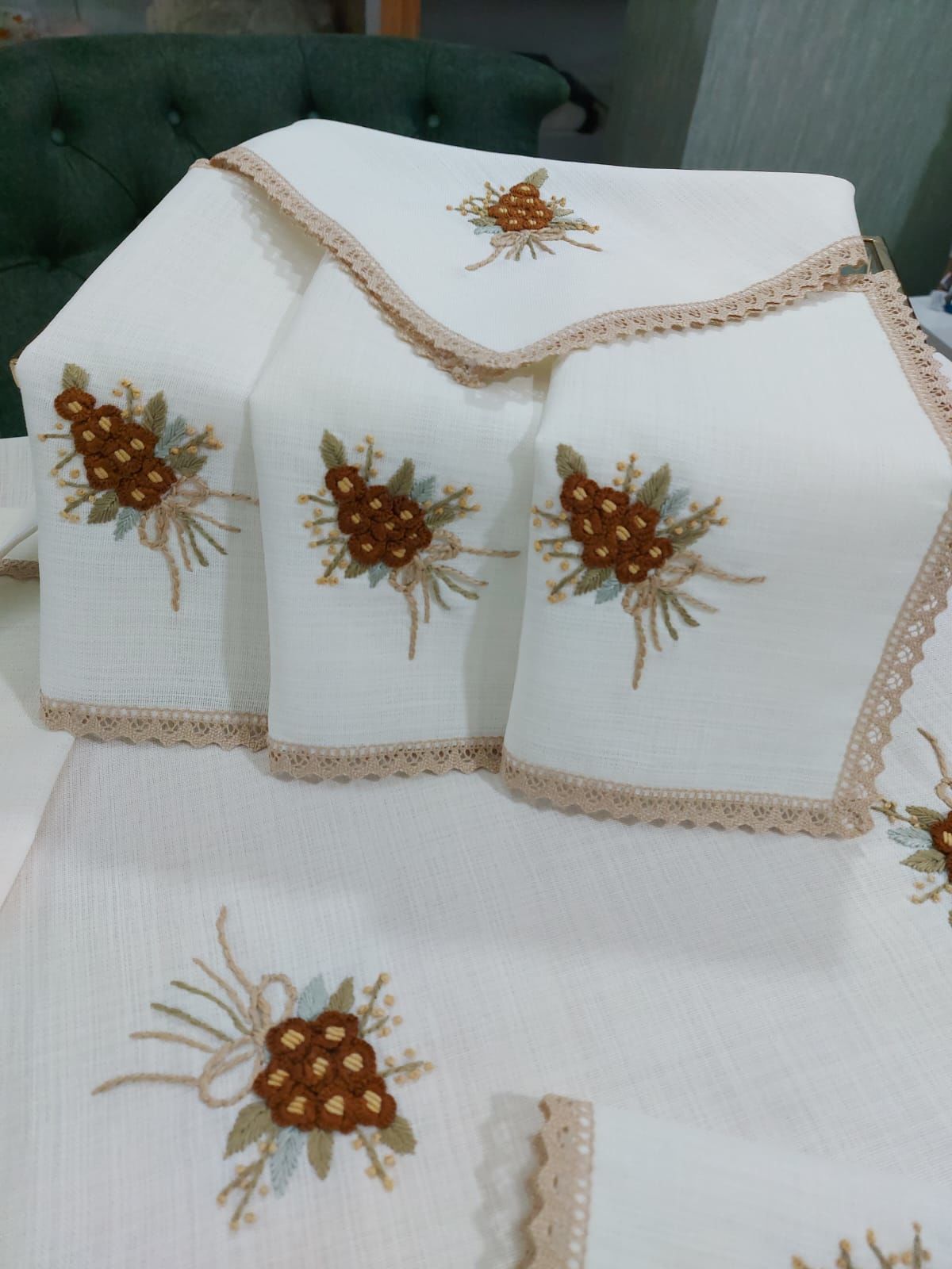 BREZİLYA NAKIŞLI MUTFAK TAKIMI (ÜRÜNLERİMİZ GÖRSEL AMAÇLIDIR SİPARİŞ ALINIR)