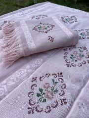 KANEVİÇE SECCADE TAKIMI (ÜRÜNLERİMİZ GÖRSEL AMAÇLIDIR SİPARİŞ ALINIR)