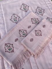 KANEVİÇE SECCADE TAKIMI (ÜRÜNLERİMİZ GÖRSEL AMAÇLIDIR SİPARİŞ ALINIR)