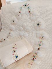 BREZİLYA İŞİ SECCADE TAKIMI (ÜRÜNLERİMİZ GÖRSEL AMAÇLIDIR SİPARİŞ ALINIR)