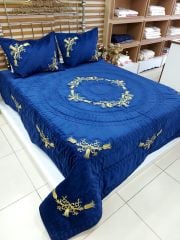 LALE MODEL KADİFE YATAK ÖRTÜSÜ(ÜRÜNLERİMİZ GÖRSEL AMAÇLIDIR SİPARİŞ ALINIR)