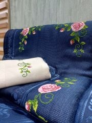 KANEVİÇE SECCADE TAKIMI (ÜRÜNLERİMİZ GÖRSEL AMAÇLIDIR SİPARİŞ ALINIR)