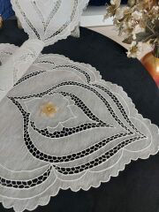 BEYAZ İŞ SALON TAKIMI 3 PARÇA (ÜRÜNÜMÜZ GÖRSEL AMAÇLIDIR SİPARİŞ ALINIR)