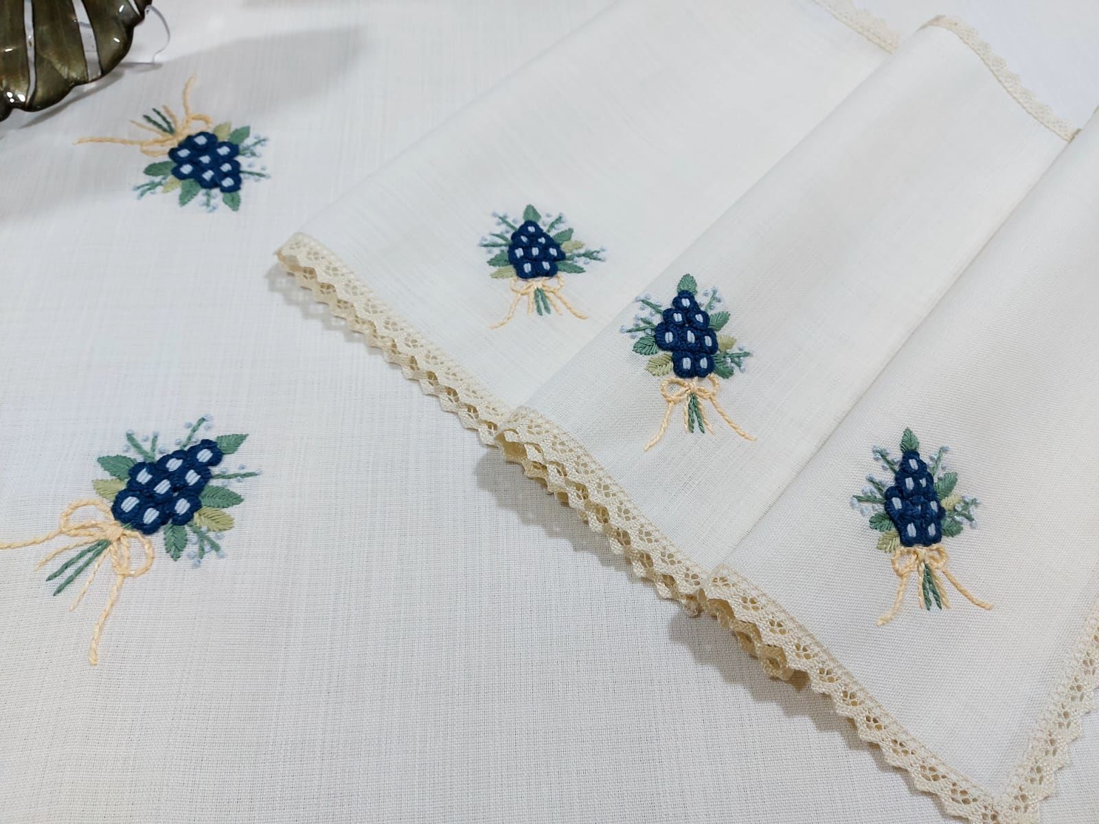 BREZİLYA NAKIŞLI MUTFAK TAKIMI (ÜRÜNLERİMİZ GÖRSEL AMAÇLIDIR SİPARİŞ ALINIR)