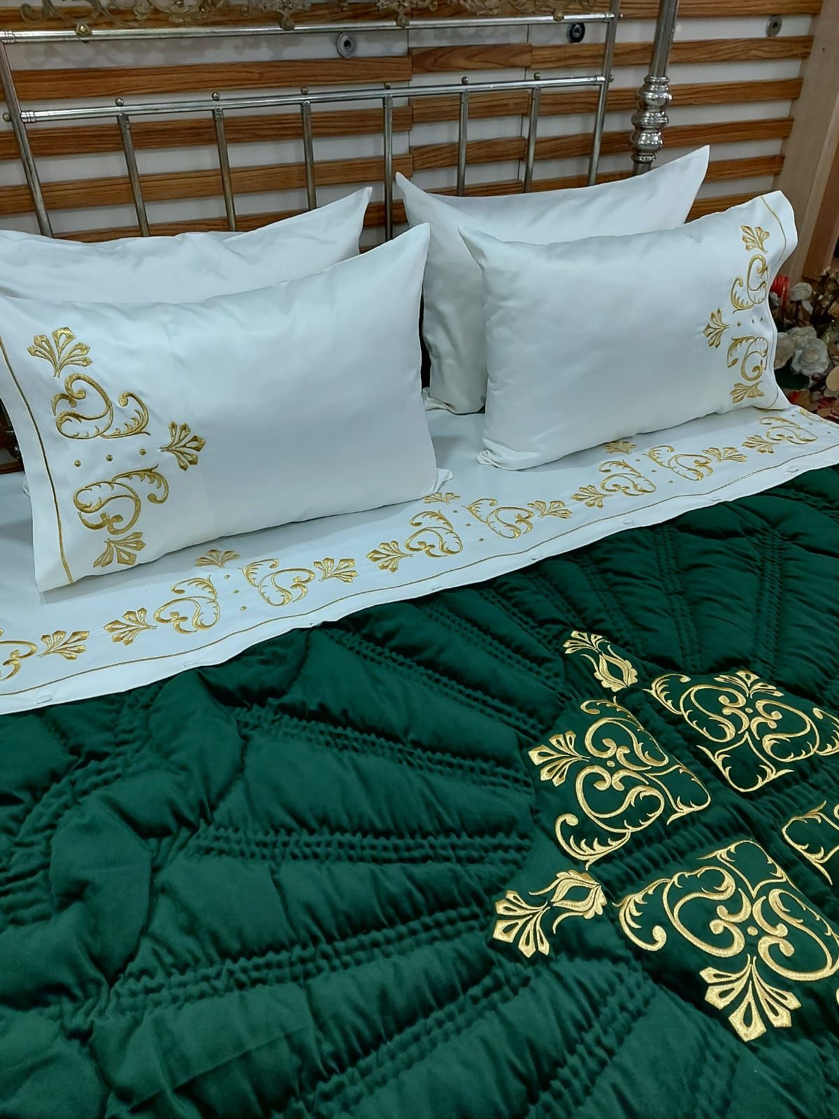 KADAMA YORGAN TAKIMI (ÜRÜNLERİMİZ GÖRSEL AMAÇLIDIR SİPARİŞ ALINIR)