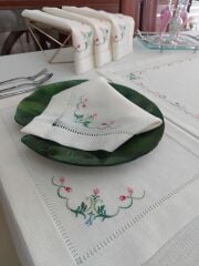 KANEVİÇE SERVİS TAKIMI (ÜRÜNÜMÜZ GÖRSEL AMAÇLIDIR SİPARİŞ ALINIR