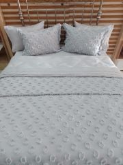 PİKE VE NEVRESİM TAKIMI ( ÜRÜNÜMÜZ GÖRSEL AMAÇLIDIR SİPARİŞ ALINIR )