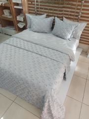 PİKE VE NEVRESİM TAKIMI ( ÜRÜNÜMÜZ GÖRSEL AMAÇLIDIR SİPARİŞ ALINIR )