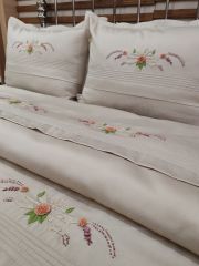 BREZİLYA NAKIŞLI NEVRESİM VE PİKE TAKIMI (ÜRÜNÜMÜZ GÖRSEL AMAÇLI SİPARİŞ ALINIR )