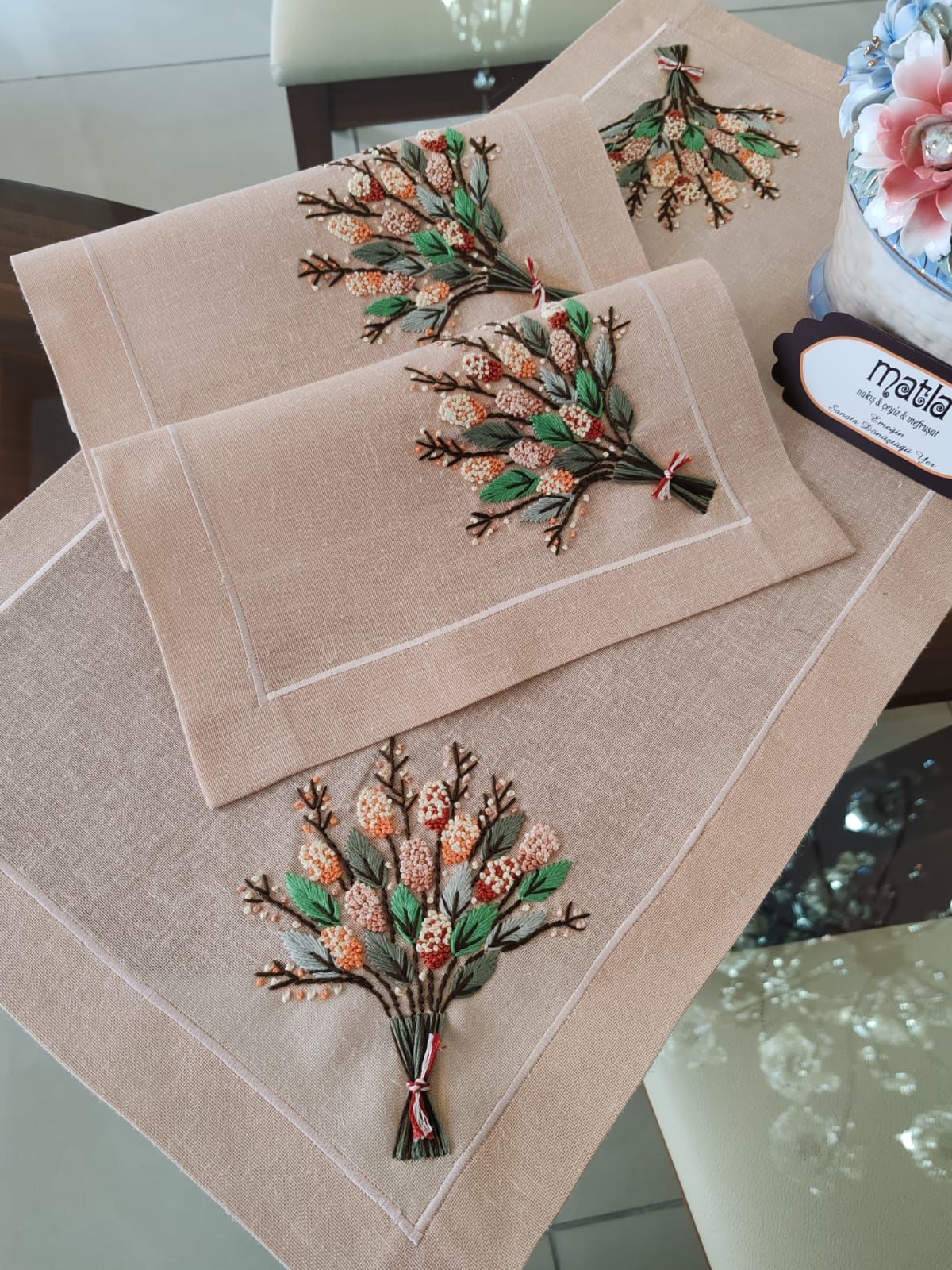 BREZİLYA İŞİ YATAK ODASI TAKIMI ( ÜRÜNÜMÜZ GÖRSEL AMAÇLI SİPARİŞ ALINIR)