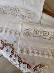 BEYAZ İŞİ SECCADE TAKIMI (ÜRÜNLERİMİZ GÖRSEL AMAÇLIDIR SİPARİŞ ALINIR )