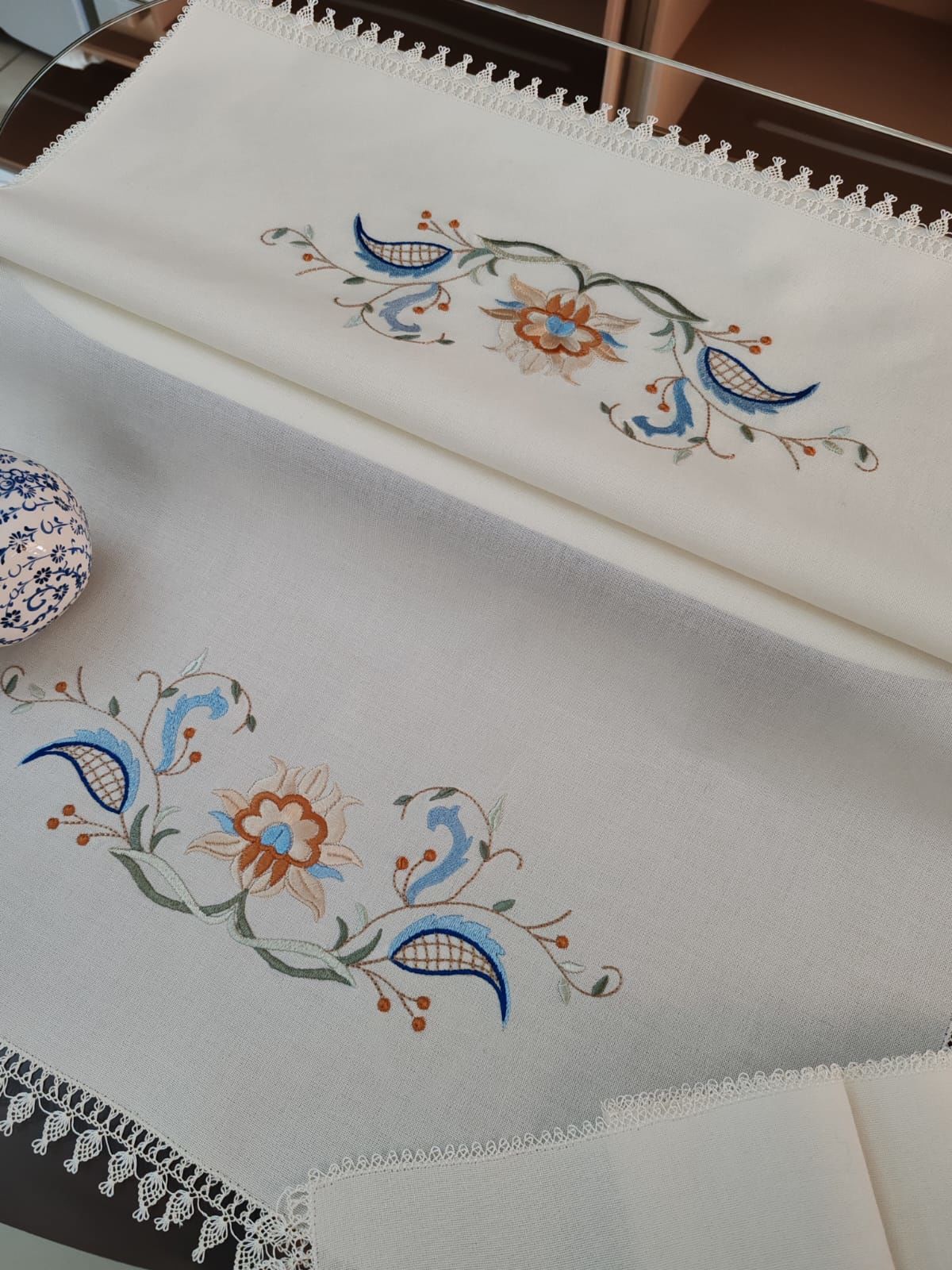 İĞNE OYALI MAKİNE NAKIŞLI SALON TAKIMI (ÜRÜNLERİMİZ GÖRSEL AMAÇLIDIR SİPARİŞ ALINIR)