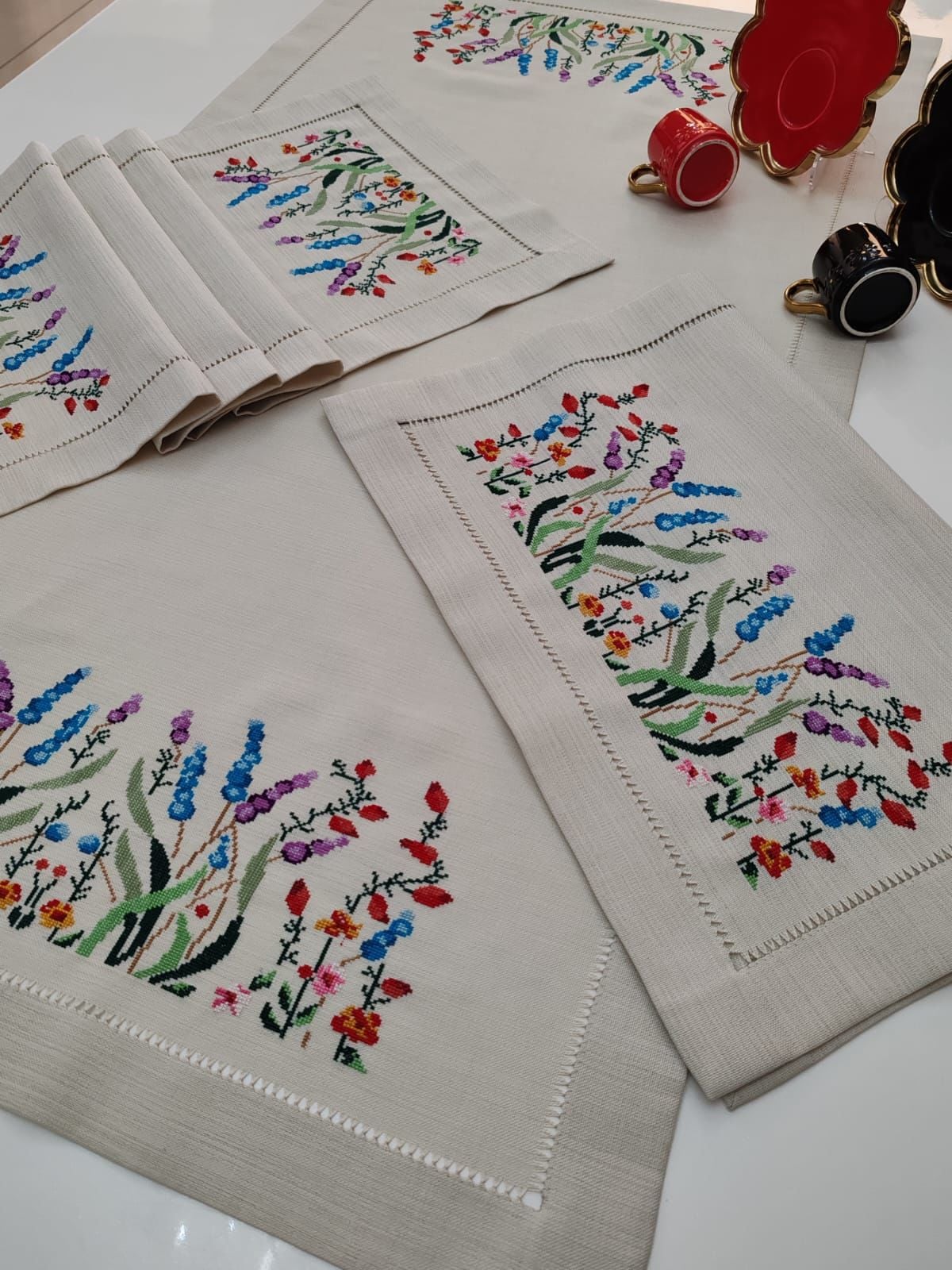 KANEVİÇE SALON TAKIMI(ÜRÜNLERİMİZ GÖRSEL AMAÇLIDIR SİPARİŞ ALINIR)