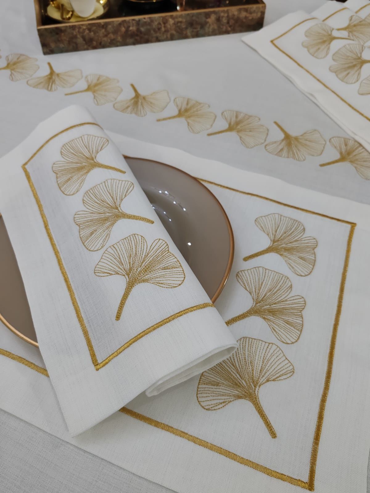 MAKİNE NAKIŞLI SERVİSTAKIMI (ÜRÜNLERİMİZ GÖRSEL AMAÇLIDIR SİPARİŞ ALINIR)