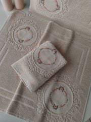 BREZİLYA NAKIŞLI BANYO PASPAS TAKIMI (ÜRÜNLERİMİZ GÖRSEL AMAÇLIDIR SİPARİŞ ALINIR)