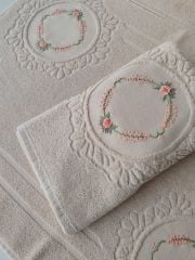 BREZİLYA NAKIŞLI BANYO PASPAS TAKIMI (ÜRÜNLERİMİZ GÖRSEL AMAÇLIDIR SİPARİŞ ALINIR)