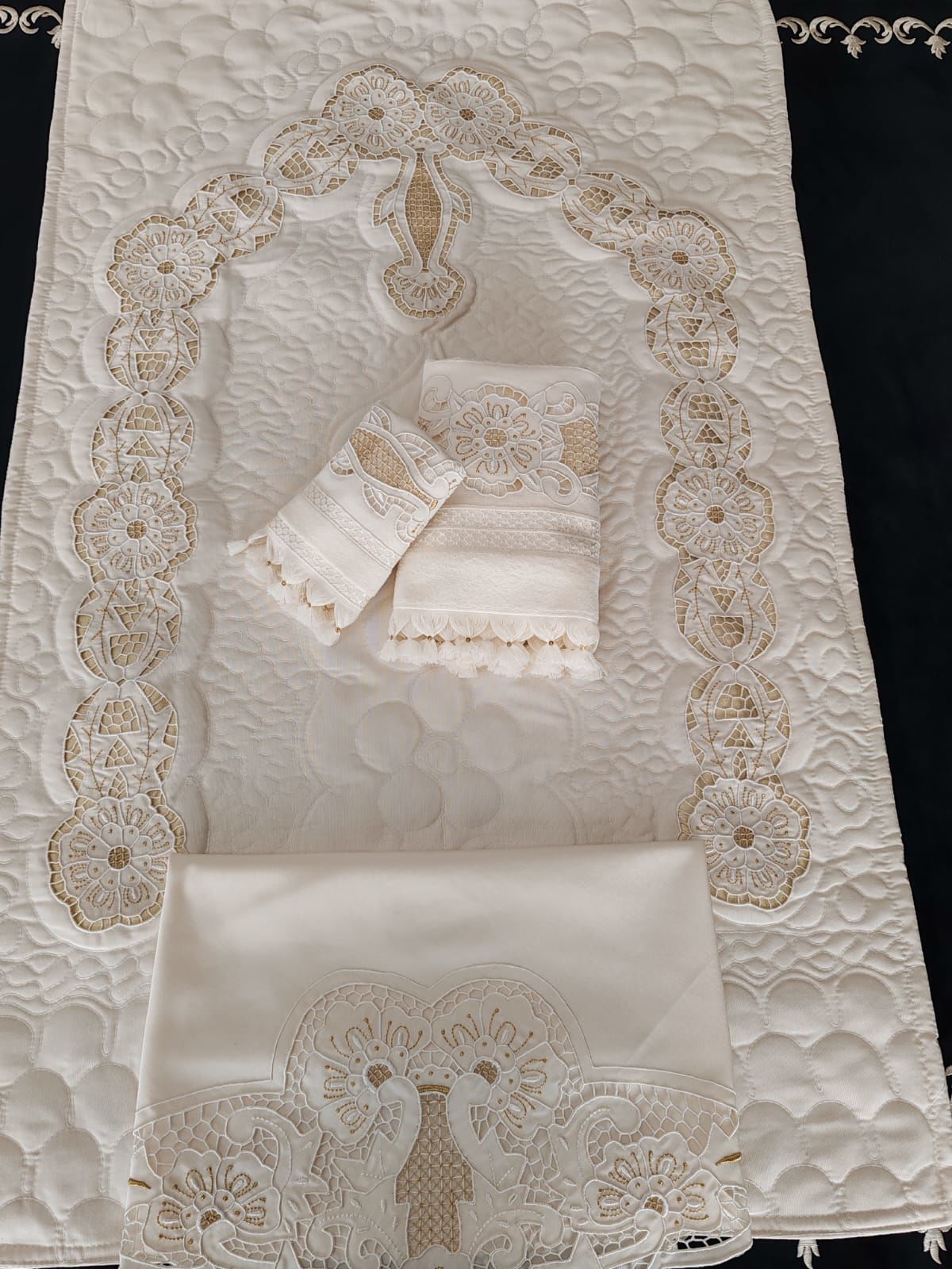 BEYAZ İŞ SECADE TAKIMI 8ÜRÜNLERİMİZ GÖRSEL AMAÇLIDIR SİPARİŞ ALINIR)