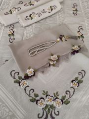 KANEVİÇE SECCADE TAKIMI (ÜRÜNLERİMİZ GÖRSEL AMAÇLIDIR SİPARİŞ ALINIR )