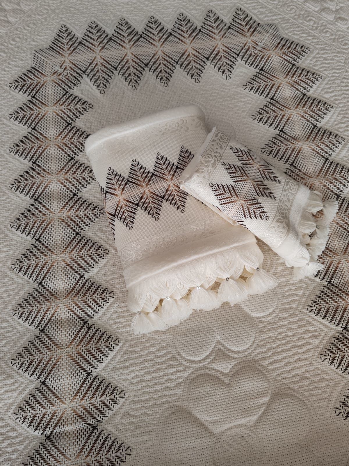 BARGOLLO İŞİ SECCADE TAKIMI (ÜRÜNLERİMİZ GÖRSEL AMAÇLIDIR SİPARİŞ ALINIR)