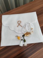 İĞNE OYASI NAMAZ ÖRTÜSÜ VE TESPİH (ÜRÜNLERİMİZ GÖRSEL AMAÇLIDIR SİPARİŞ ALINIR)