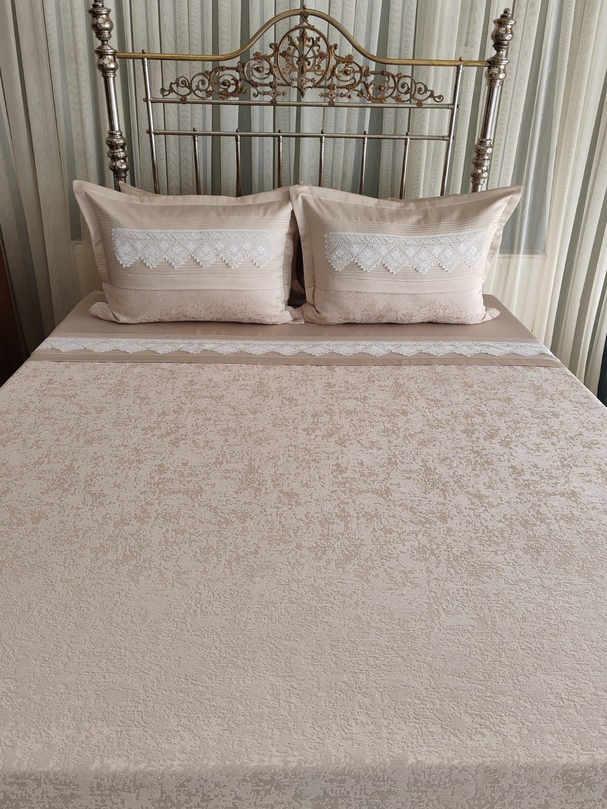 İĞNE OYASI PİKE TAKIMI ( ÜRÜNLERİMİZ GÖRSEL AMAÇLIDIR SİPARİŞ ALINIR)