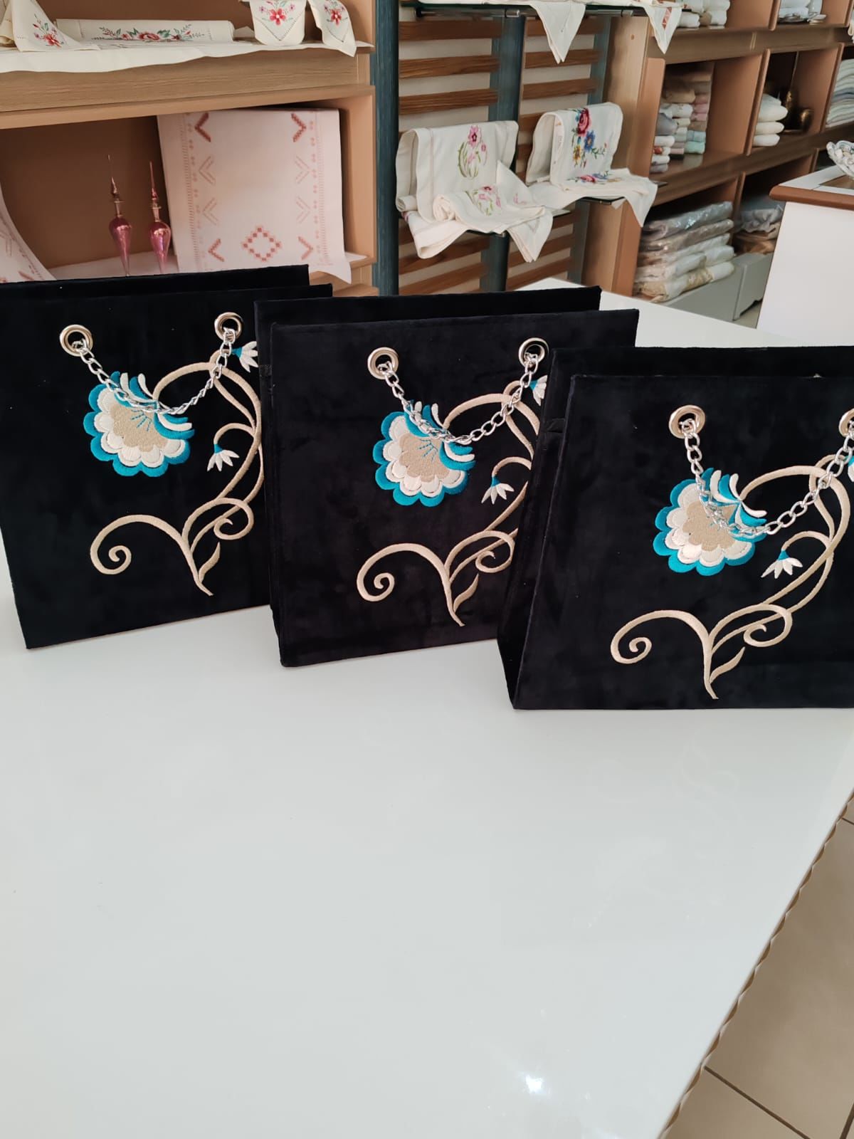 KADAMA ÇANTA (ÜRÜNLERİMİZ GÖRSEL AMAÇLIDIR SİPARİŞ ALINIR)