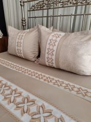 BARGELLO İŞİ NEVRESİM VE PİKE TAKIMI(ÜRÜNLERİMİZ GÖRSEL AMAÇLIDIR SİPARİŞ ALINIR)