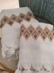 BARGELLO İŞİ HAVLU (ÜRÜNLERİMİZ GÖRSEL AMAÇLIDIR SİPARİŞ ALINIR)