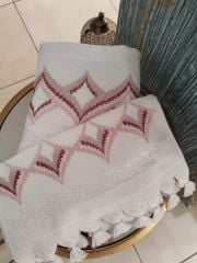 BARGELLO İŞİ HAVLU (ÜRÜNLERİMİZ GÖRSEL AMAÇLIDIR SİPARİŞ ALINIR)