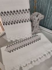 BARGELLO İŞİ HAVLU TAKIMI(ÜRÜNLERİMİZ GÖRSEL AMAÇLIDIR SİPARİŞ ALINIR)