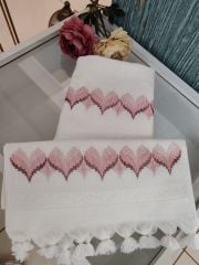 BARGELLO İŞİ HAVLU TAKIMI (ÜRÜNLERİMİZ GÖRSEL AMAÇLIDIR SİPARİŞ ALINIR)