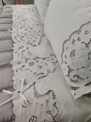 BEYAZ İŞ YORGAN TAKIMI (ÜRÜNLERİMİZ GÖRSEL AMAÇLIDIR SİPARİŞ ALIMIR)