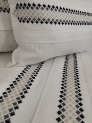 BARGELLO İŞİ NEVRESİM PİKE TAKIMI (ÜRÜNLERİMİZ GÖRSEL AMAÇLIDIR SİPARİŞ ALINIR )