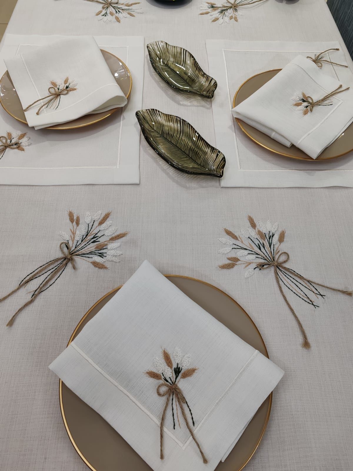 BREZİLYA NAKIŞLI MUTFAK TAKIMI (ÜRÜNLERİMİZ GÖRSEL AMAÇLIDIR AİPARİŞ ALINIR)