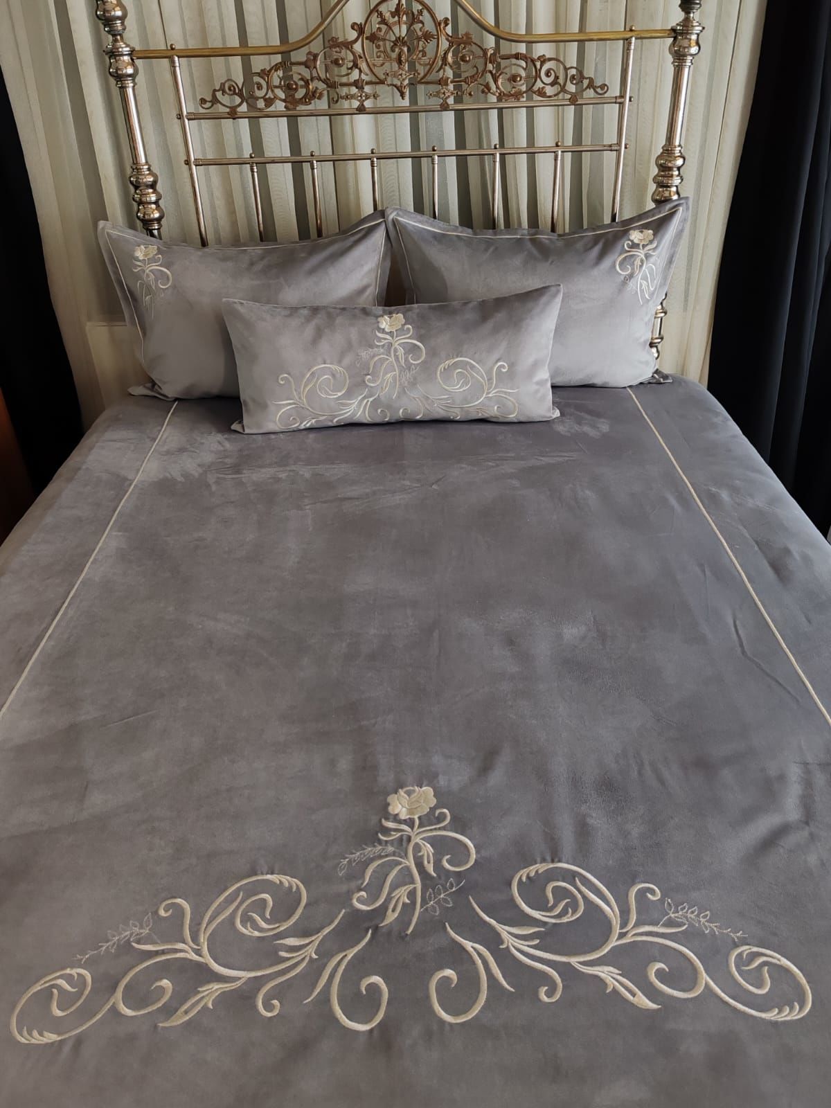 NAKIŞLI YATAK ÖRTÜSÜ (ÜRÜNLERİMİZ GÖRSEL AMAÇLIDIR SİPARİŞ ALINIR)