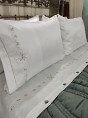 ÇİÇEK BAHCESİ YORGAN TAKIMI (ÜRÜNLERİMİZ GÖRSEL AMAÇLIDIR SİPARİŞ ALINIR)