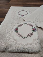 BREZİLYA NAKIŞLI BANYO PASPAS TAKIMI (ÜRÜNLERİMİZ GÖRSEL AMAÇLIDIR SİPARİŞ ALINIR)
